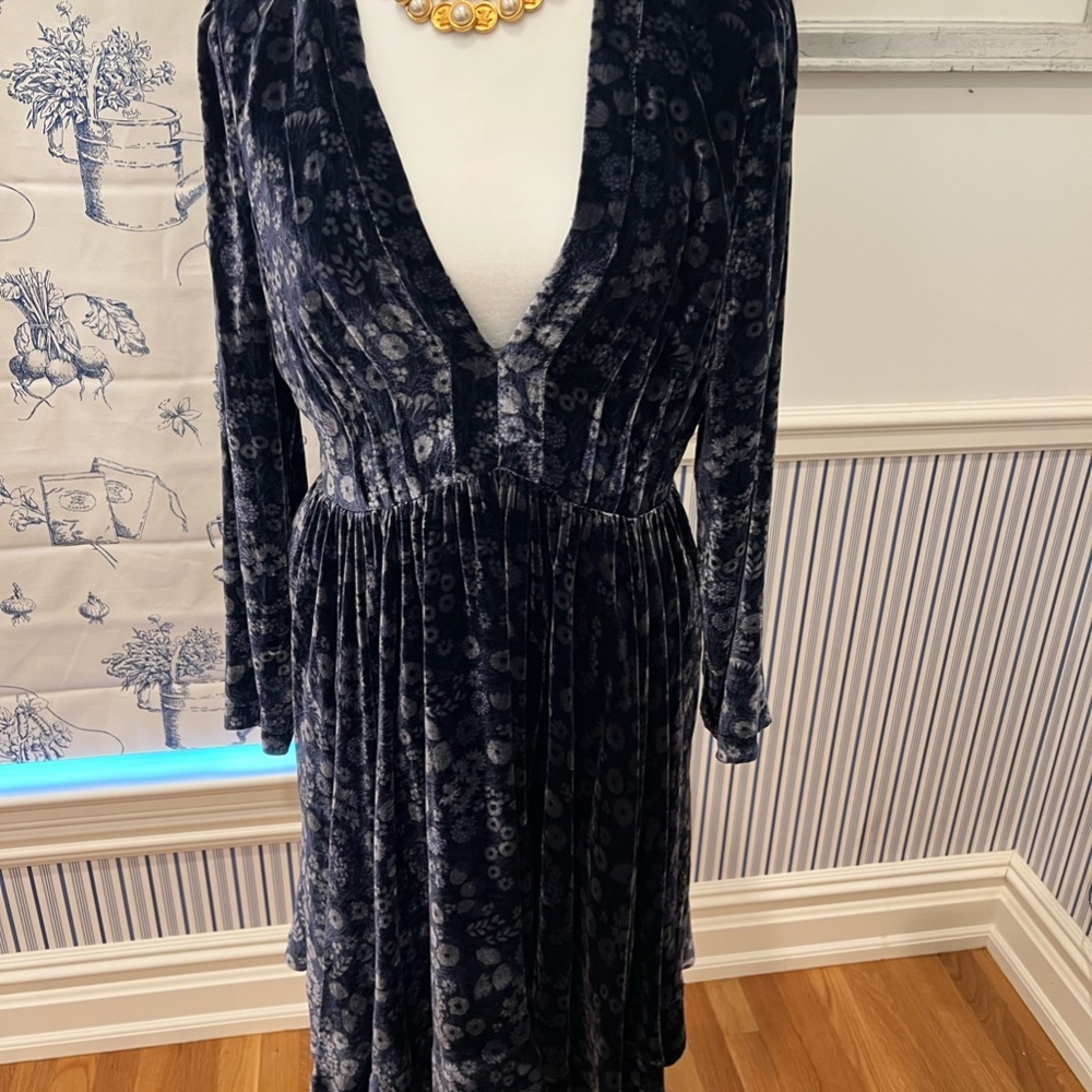 Beautiful Rebecca Taylor dress for work or evening